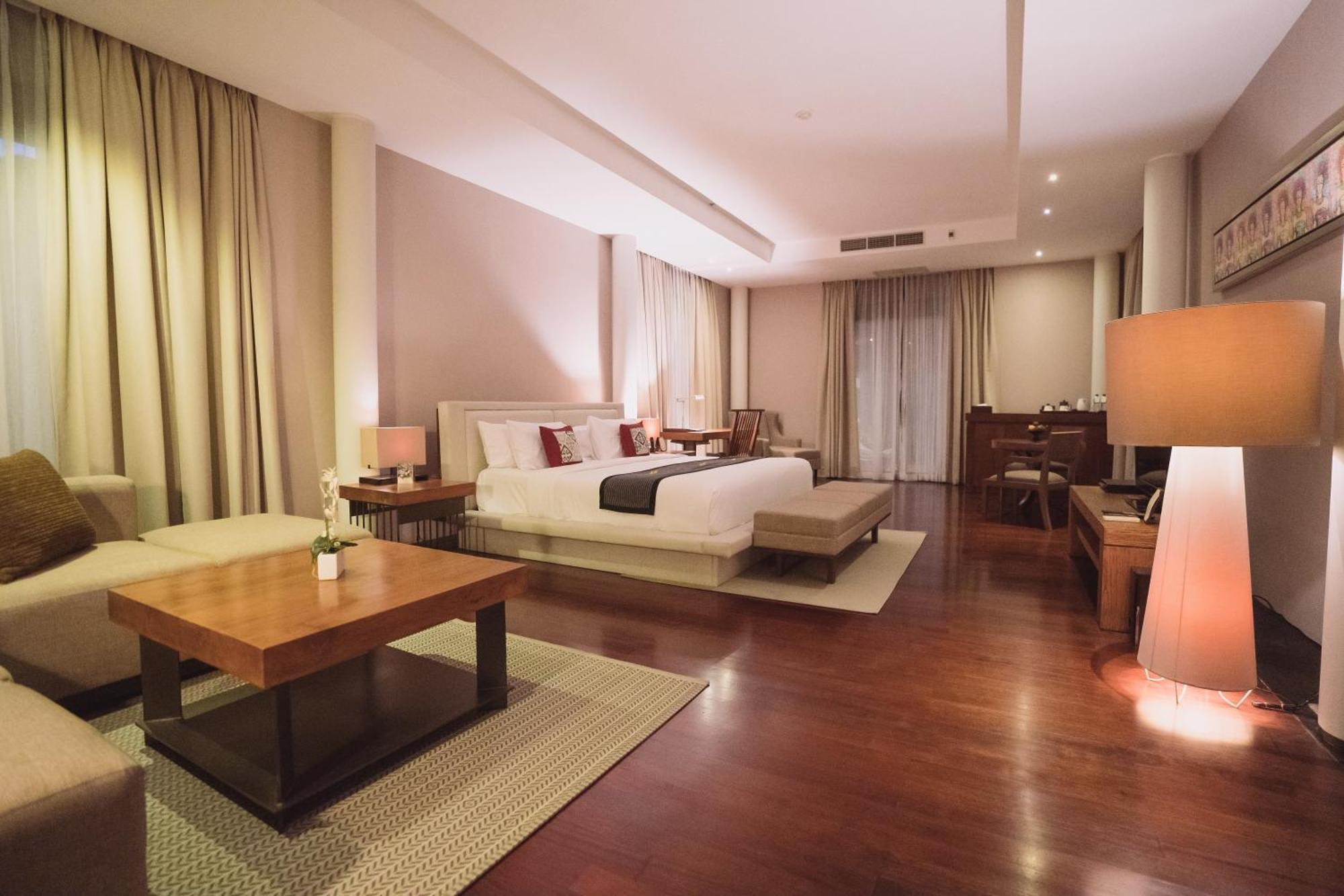 Javana Royal Villa Seminyak